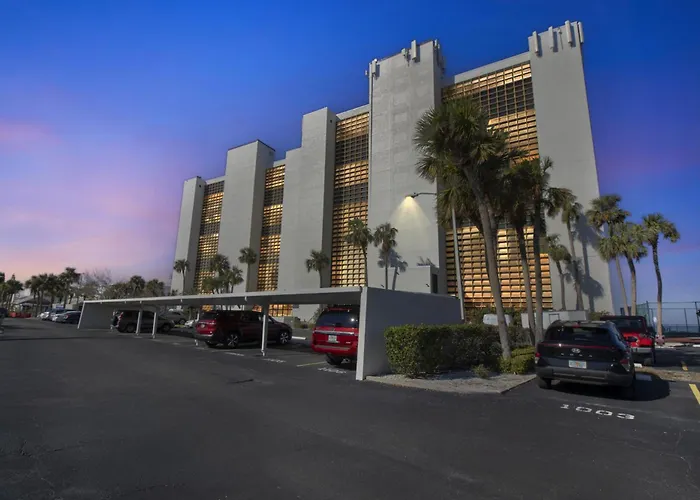 Freshly Renovated Gulf Front Condo With Hot Tub & Sunset Views